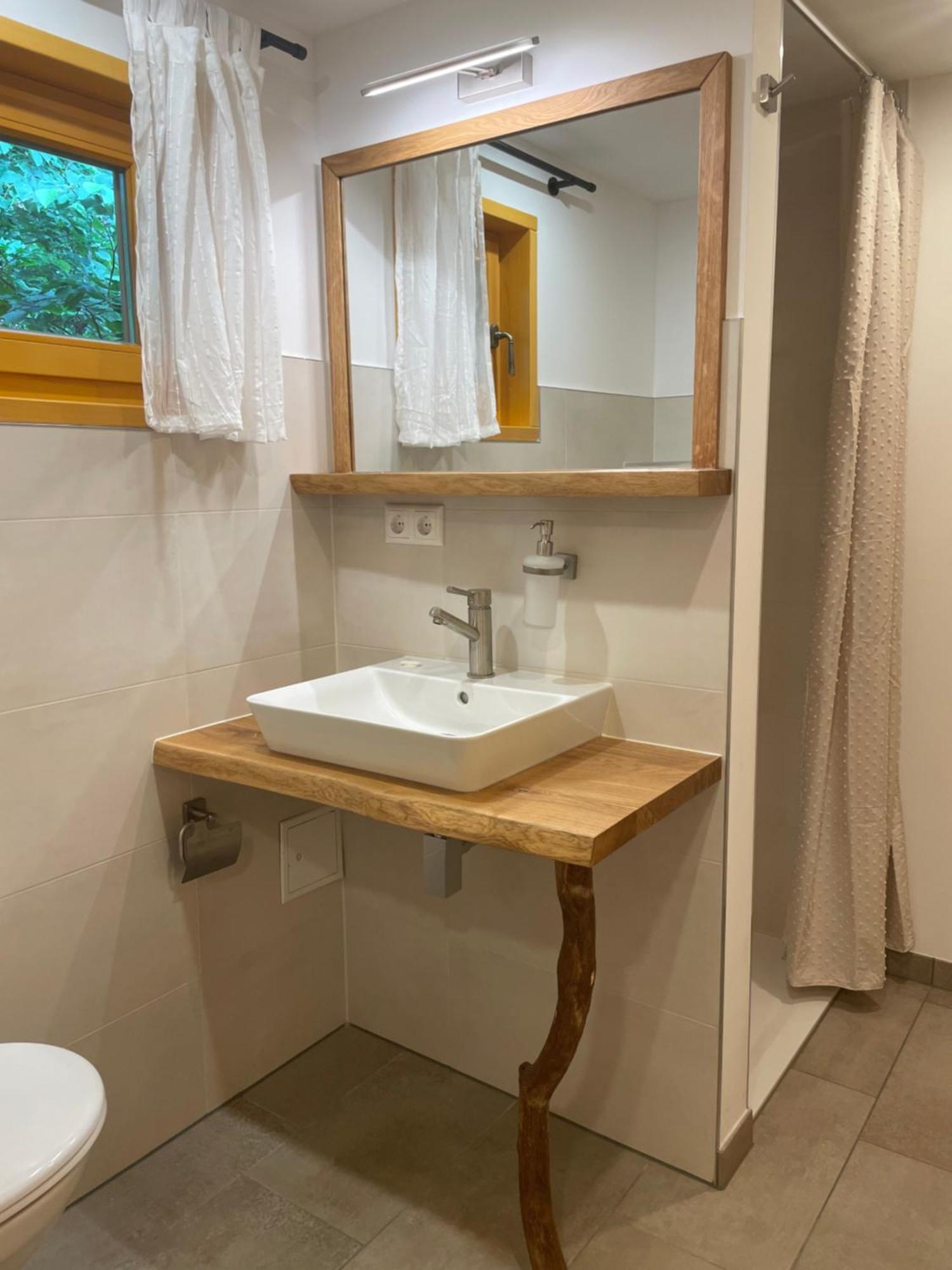 Bungalows Am Waldessaum Bei Hohenzieritz Buitenkant foto